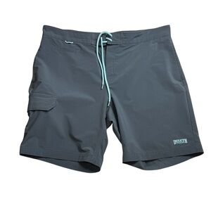 Duluth Trading Co Men's‎ 38 unlined Board Shorts in Gray 9” inseam